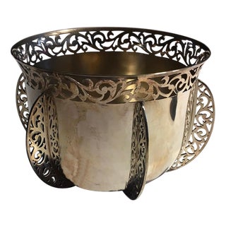 Early 20th Century Sterling Silver Bowl attributed to Goldsmiths & Silversmiths, London, 1900s For Sale