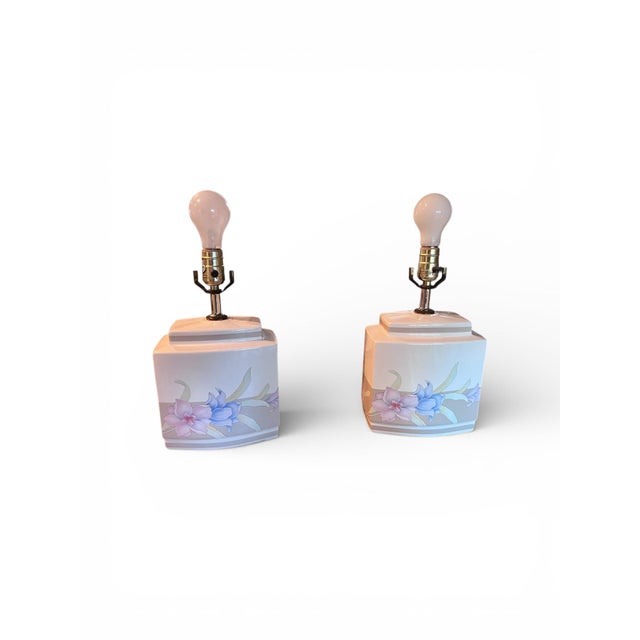 Lavender 1970s Pair of Vintage Murray Feiss Hand - Painted Porcelain Table Lamps For Sale - Image 8 of 12