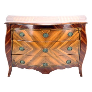 Louis XVI Commode in Walnut, 1780 For Sale