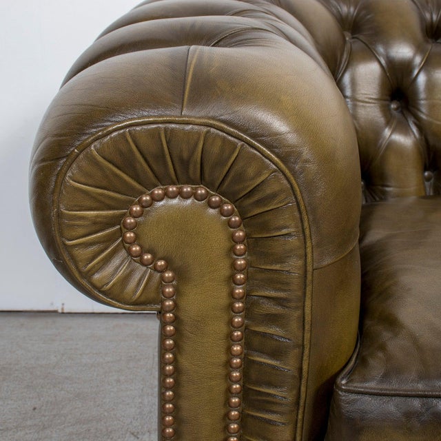 Olive Vintage 1960s English Chesterfield Sofa in Olive Green Leather For Sale - Image 8 of 12