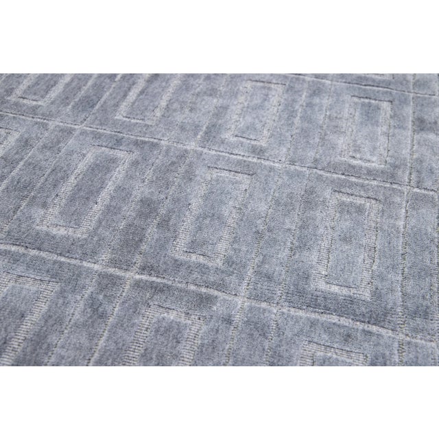 Comtemporary Handmade Wool & Silk Rug With Gray Geometric Pattern For Sale In New York - Image 6 of 8