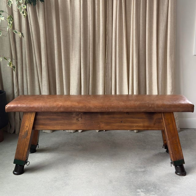 English 1920s Vintage Leather Pommel Horse Bench For Sale - Image 3 of 10