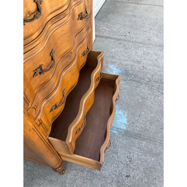 French Provincial Dresser Chest | Louis XV Style Serpentine Dresser | Vintage Wooden Tallboy Chest | Traditional Bedroom Storage Furniture For Sale - Image 11 of 11