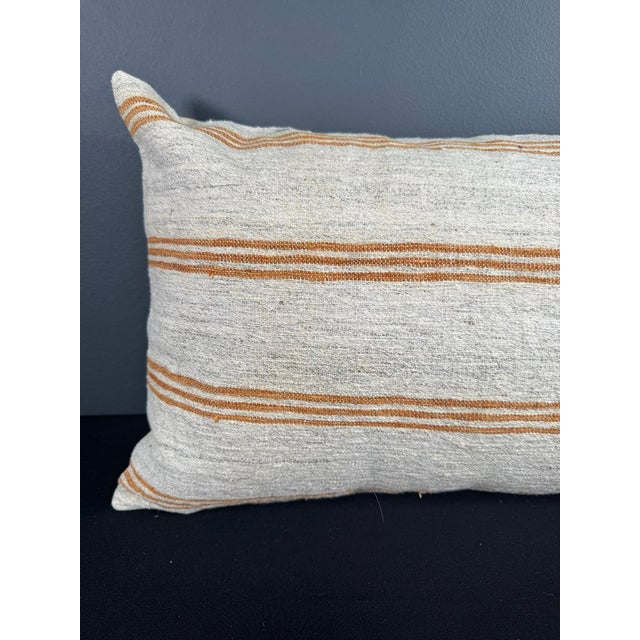 Contemporary Turkish Hemp Pillow Cushion Natural Beige Rust Pillow Cushion Cover 16" x 24" For Sale - Image 3 of 4