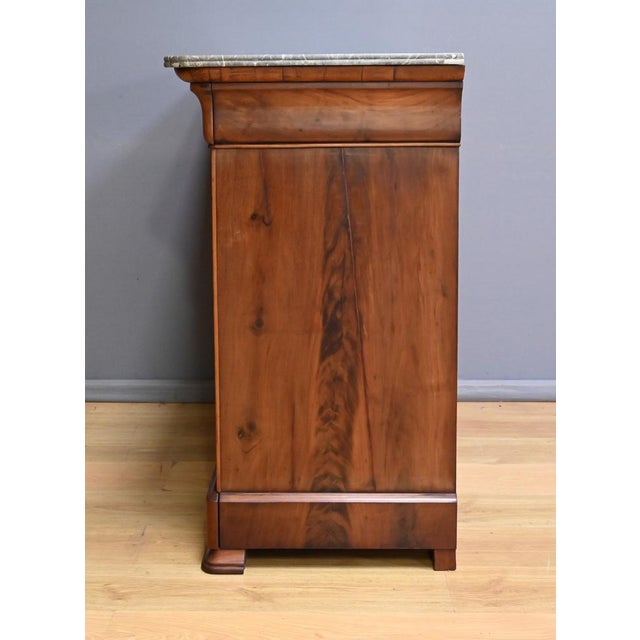 Louis Philippe Style Mahogany Chest of Drawers, Late 19th Century For Sale - Image 12 of 18