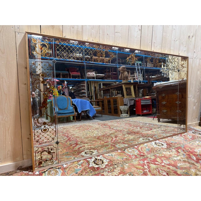 Art Nouveau Bistro Mirror in Venetian Verre Églomisé, 1960s For Sale - Image 9 of 9