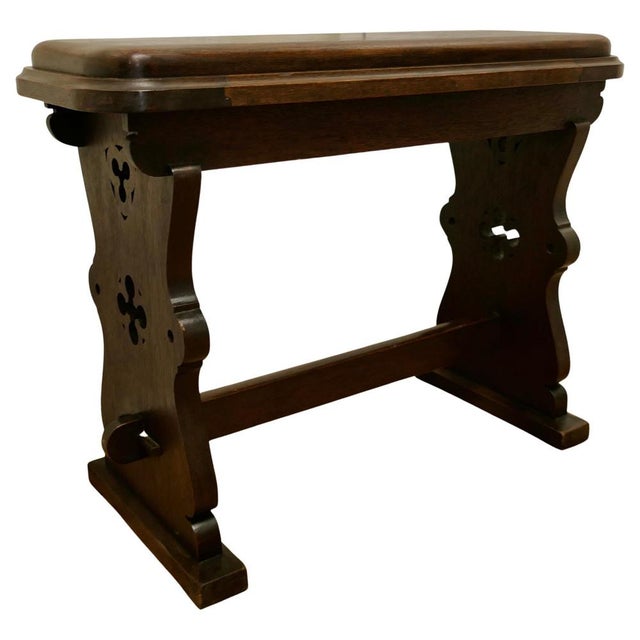 Wood Arts and Crafts Carved Oak Window Seat or Hall Bench, 1880s For Sale - Image 7 of 7