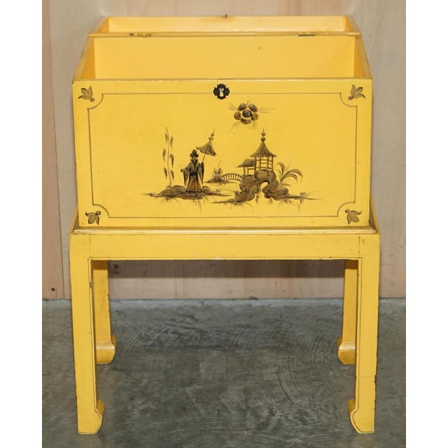 Japanned Yellow Oriental Side Chest on Stand Hand Painted & Lacquered, 1920s For Sale - Image 16 of 18