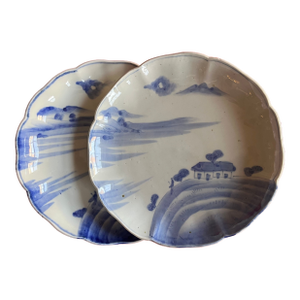 Antique 19th Century Japanese Meiji Blue & White Porcelain Landscape Plates With a Cottage - A Pair