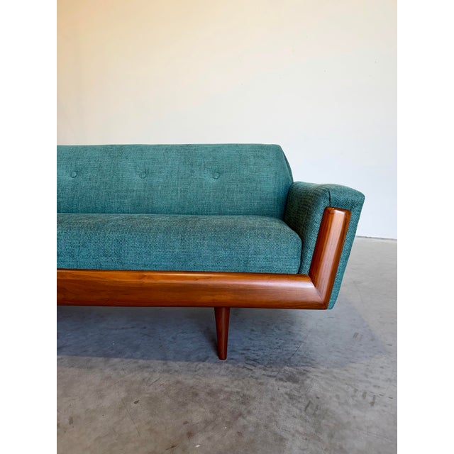 1960s Mid Century Fully Restored Adrian Pearsall Style Gondola Sofa For Sale - Image 5 of 12