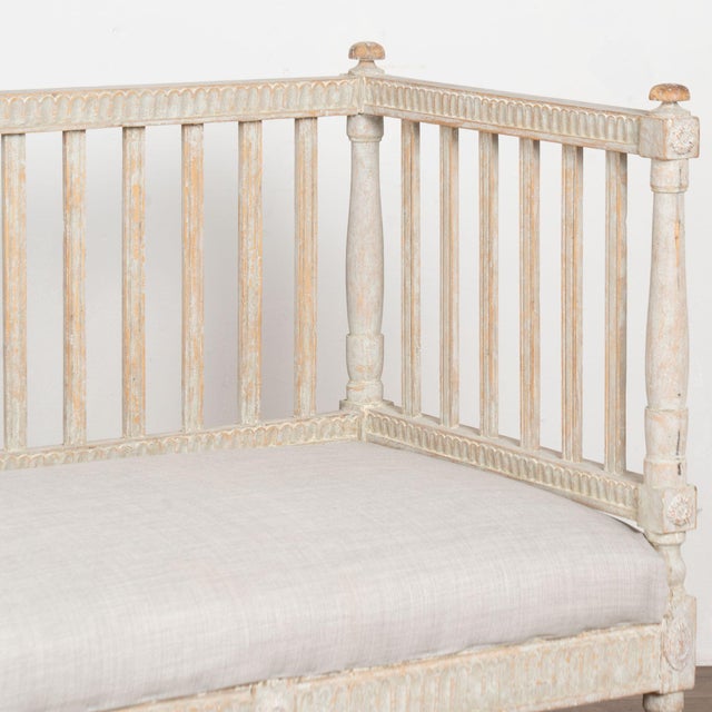 19th Century Swedish Gustavian Gray Painted Bench For Sale - Image 6 of 14
