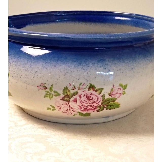 Victorian Victorian Cobalt Blue and White Chamber Pot Antique Spatter Rim Pink Rose Floral Cachepot Planter Jardiniere For Sale - Image 3 of 7