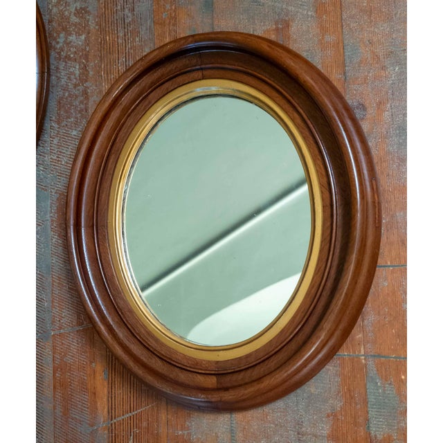Victorian 19th Century Pair of American Victorian Oval Walnut Mirrors For Sale - Image 3 of 10