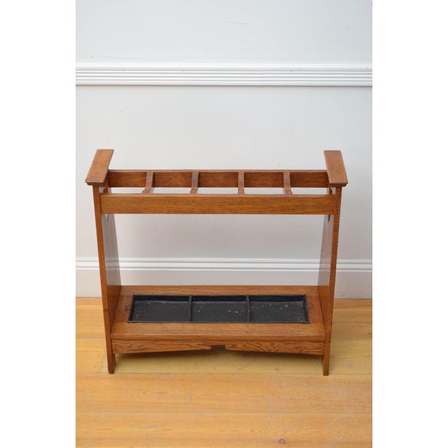 Arts and Crafts Umbrella Stand in Oak, 1890s, in Good conditions. Designed 1890 to 1919