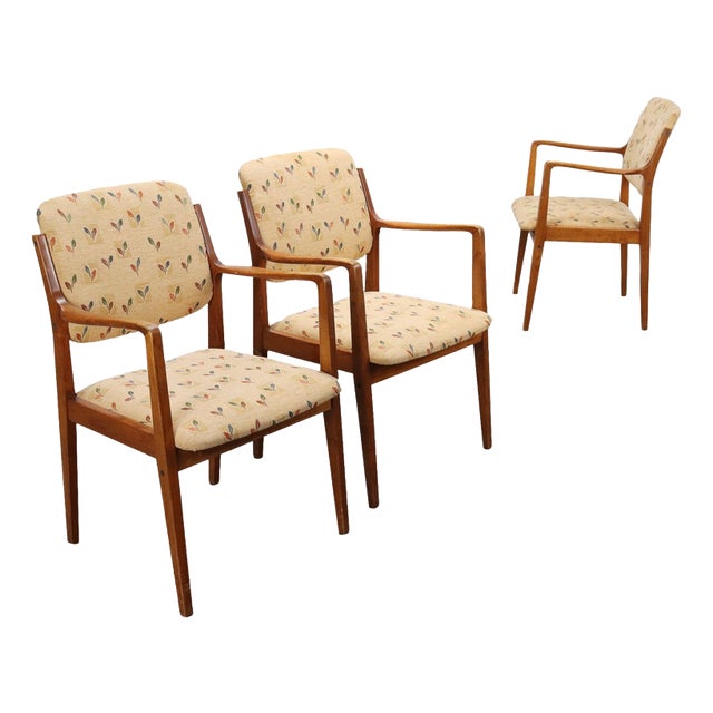 Set of Vintage Italian Chairs in Beech, 1950s For Sale