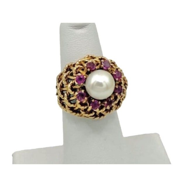 Modern 18k Yellow Gold Domed Basket-Weave Pearl and Ruby Cocktail Ring For Sale - Image 3 of 12