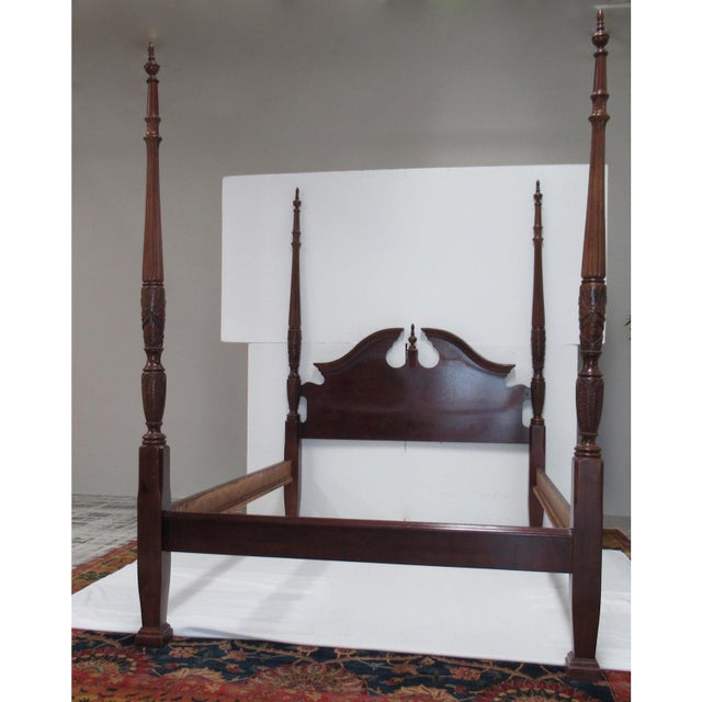 1980s Vintage Colonial-Style Rice Carved 4-Poster Bed Attr ...