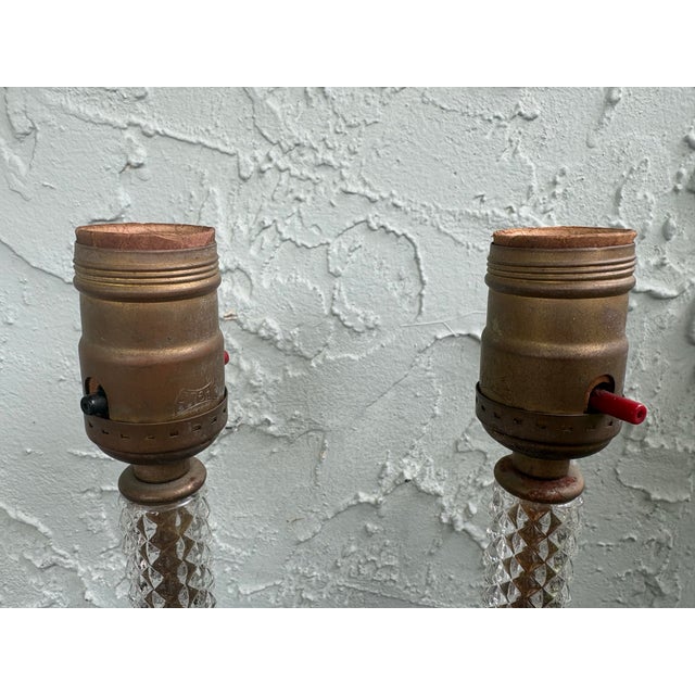 Vintage Cut Crystal Boudoir Table Lamps – Pair With Diamond Point Columns & Eagle Sockets For Sale - Image 4 of 11