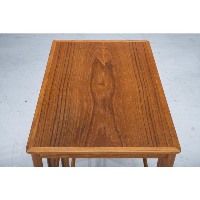 Wood Mid-Cenury Teak Nesting Tables by Kai Winding for Poul Jeppesens, 1960s, Set of 3 For Sale - Image 7 of 15