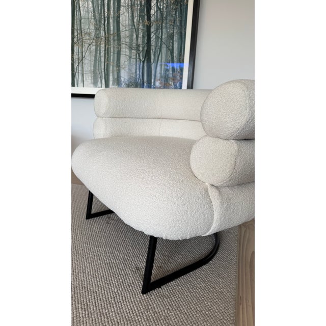 A very beautiful armchair inspired by the Bibendum armchair, made of wool loop.