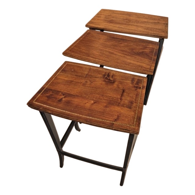 Antique Victorian/Regency Mahogany Nesting Tables With Inlay - Set of 3 For Sale