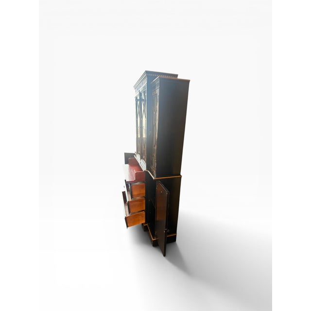 Chinoiserie 1970s Chinoiserie Black Lacquer Breakfront Cabinet by Union National For Sale - Image 3 of 12