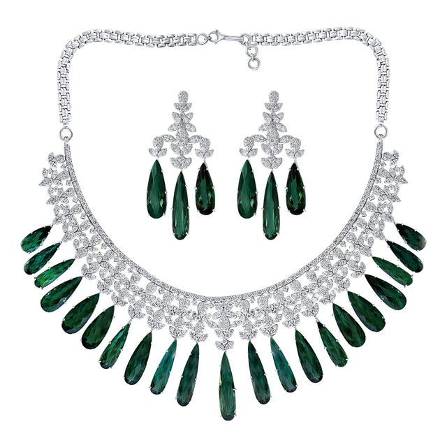 110 Carat Tear Drop Green Tourmaline and 25 Ct Diamond Necklace Suite 18 K Gold For Sale