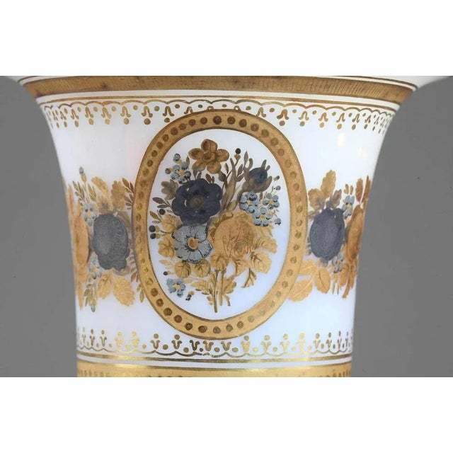 Medici Vases in White Opaline by Jean-Baptiste Desvignes, Set of 2 For Sale - Image 3 of 11