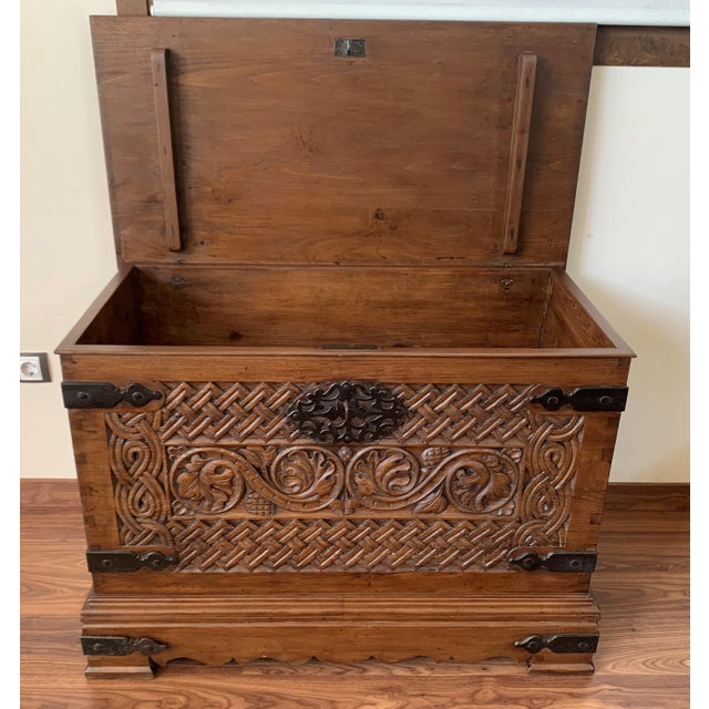 17th Century 17th Century 17th Century Spanish Baroque Savoy Hand Carved Chest Trunk For Sale - Image 5 of 13