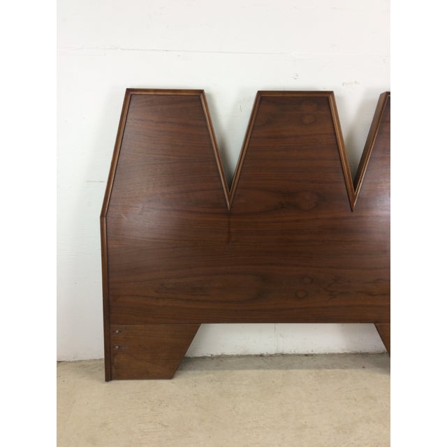 This mid century modern full size headboard by Albert Parvin for American of Martinsville features hardwood construction,...