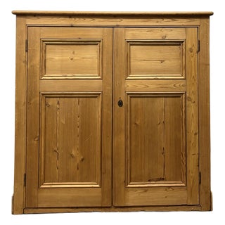 19th Century English Pine Cupboard For Sale