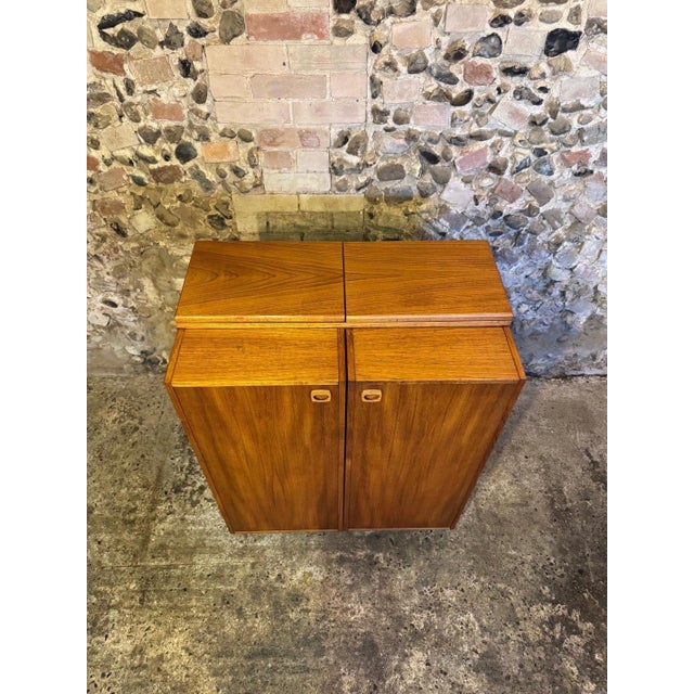 Vintage Danish Teak Fold-Out Bar Drinks Cabinet, 1960s For Sale - Image 14 of 18
