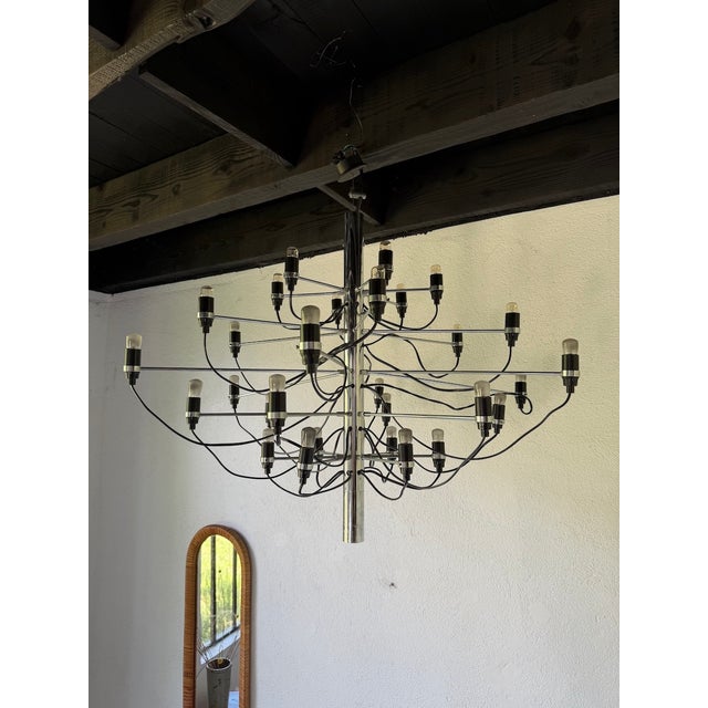 Model 2097 30-Light Chandelier by Gino Sarfatti for Arteluce, 1960s For Sale - Image 15 of 18