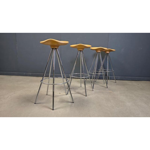 Set of 4 'Jamaica' bar stools designed by Pepe Cortes for BD Barcelona in the 1990s. Beechwood seats and elegant chrome...