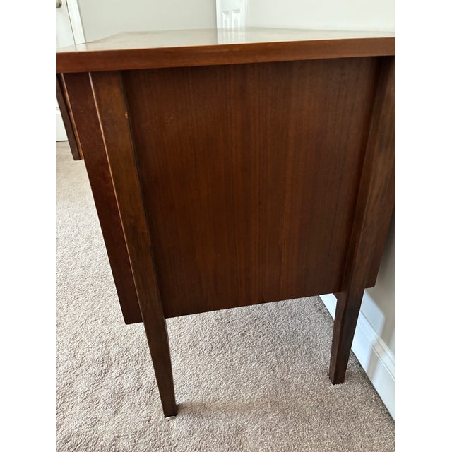 Mid-Century Modern Executive Writing Desk by Stanley Furniture For Sale - Image 10 of 10