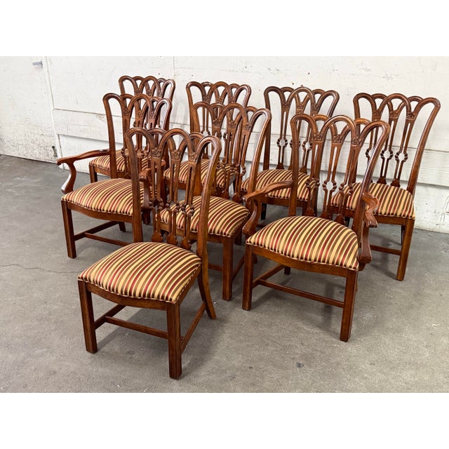 Century Furniture Queen Anne Style Extension Dining Table + Eight Chairs Set For Sale - Image 11 of 12