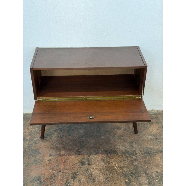 Mid-Century Modern Walnut Entry Console Table With Drop-Down Storage Compartment Vintage Mid-Century Modern 1960s For Sale - Image 3 of 13