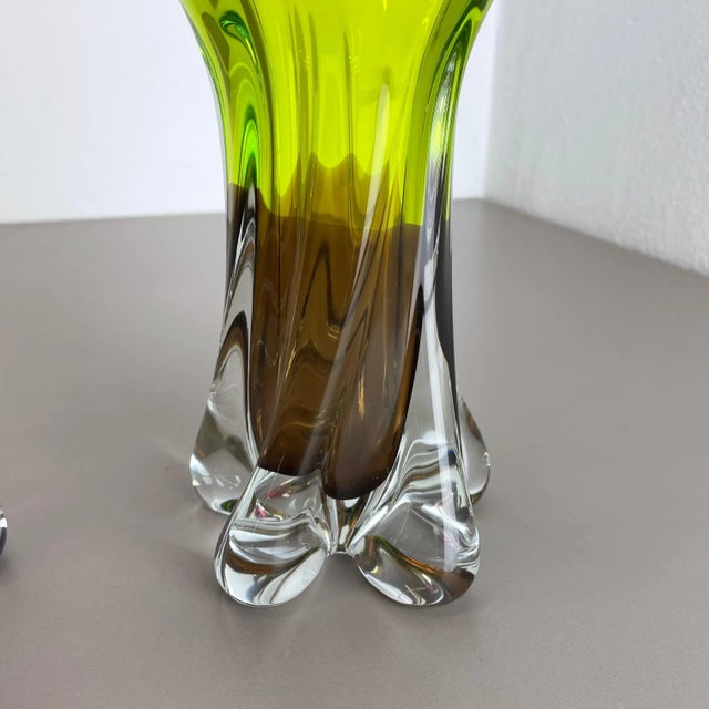 Vintage German Vase in Hand Blown Crystal Glass from Joska, 1970s, Set of 2 For Sale - Image 16 of 18