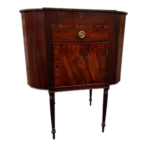 Antique Sheraton Astragal Sewing Stand Table, Philadelphia, Circa 1810s