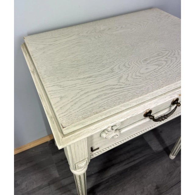Vintage Bedside Table in Wood For Sale - Image 9 of 14