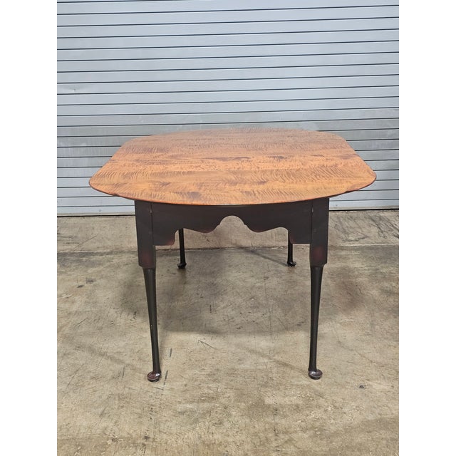 Late 20th Century Tiger Maple Dining Table Black Painted Base 2 Leaves Benchmade For Sale - Image 11 of 17