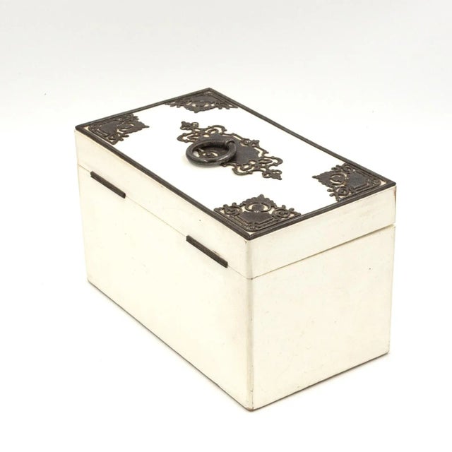 Late 19th Century English Victorian Painted Pine & Metalwork Tea Caddy For Sale - Image 9 of 12