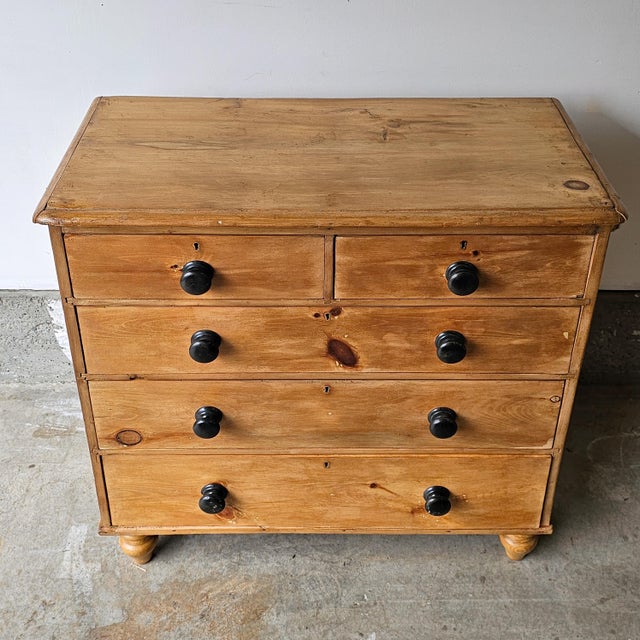 Dimensions:&nbsp;17.5"D x 37.5"W x 36.75"H A beautifully simple English pine chest with the kind of warmth only time can...
