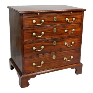 Late 18th Century George III Mahogany Bachelors Chest of Drawers For Sale