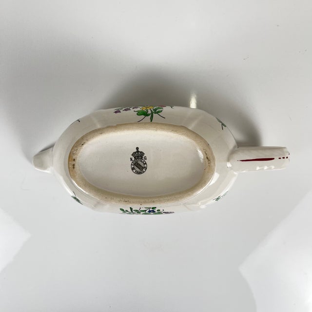 Long sauce boat, Réverbère model, by KG Lunéville Dimensions: 24 x 9 cm Height: 11 cm Very good condition, vintage item,...