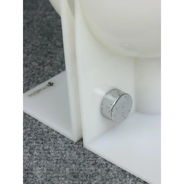 White Italian Sirio Table Lamp from Guzzini For Sale - Image 8 of 16