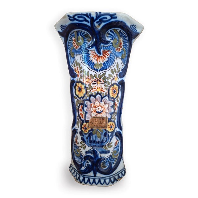 Vases from Royal Delft, Set of 2 For Sale - Image 5 of 5