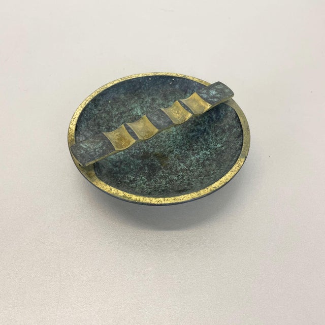 Vintage Hagenauer Austrian Tripod Brass Ashtray, Austria, 1950s For Sale - Image 3 of 16