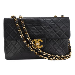 Vintage Chanel XL Jumbo Black Quilted Lambskin Gold-Tone Flap Shoulder Bag For Sale
