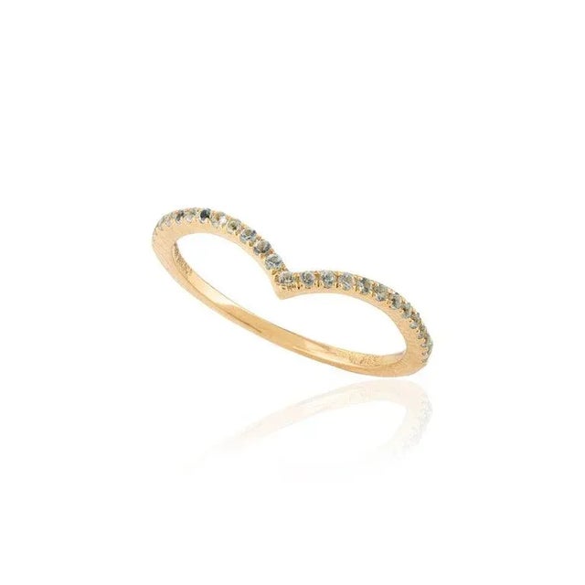 Dainty Chevron Stackable v Shape Ring in 14k Size 7 For Sale - Image 4 of 8